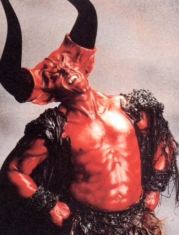 http://www.agentlover.com/blog/wp-content/uploads//2011/04/tim-curry-legend.jpg