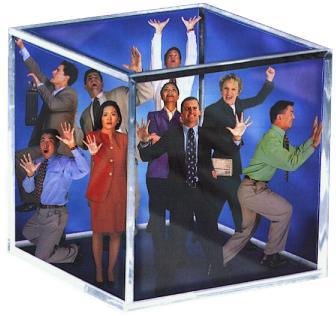 http://trendliest.files.wordpress.com/2008/09/outsidebox.jpg?w=336&h=316