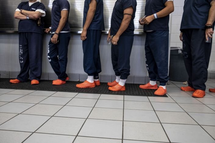 Detainees at an Immigration and Customs Enforcement processing center in El Paso, Aug. 2, 2019. (Adriana Zehbrauskas/The New York Times)