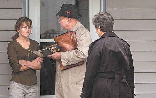 http://media.hamptonroads.com/media/content/pilotonline/2006/12/svjehovah1226full.jpg
