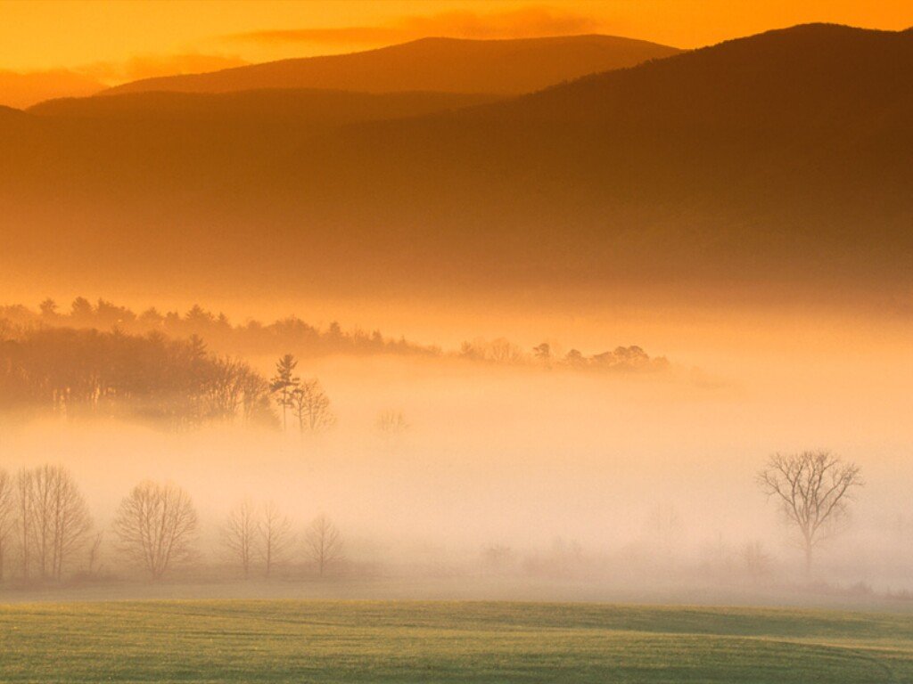  Desktop Wallpapers · Gallery · Nature 
 Cades Cove Sun Rise Great Smoky Mountains - Tennessee